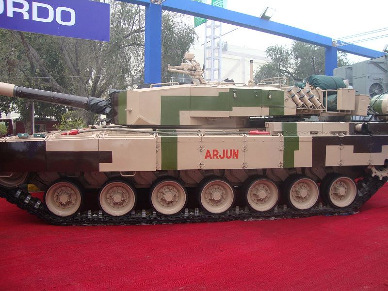 Arjun_Mark_Mk_II_main_battle_tank_heav_armoured_India_Indian_army_001.jpg