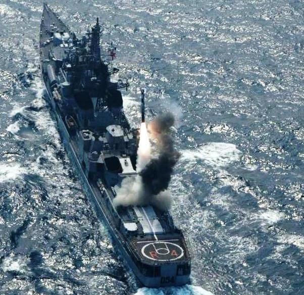 INS%20Ranvir_brahmos_vertical%20launch.jpg
