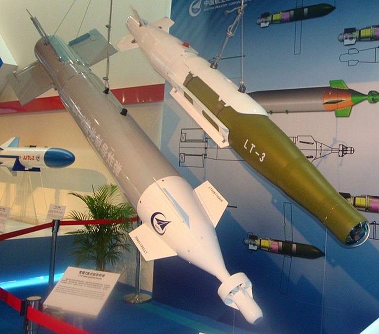 LT-2+LT-3-GBU-500-kg-Zhenguan-Studio-2S.jpg