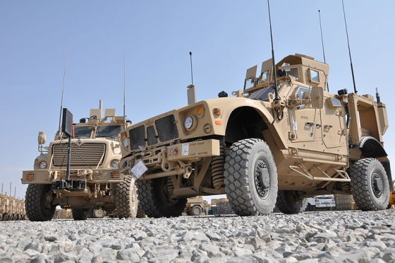 oshkosh_m-atv_navistar_maxxpro_dash.t.jpg
