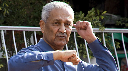 bio_aq_khan_0206.jpg