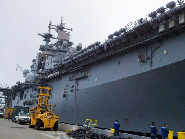 USS-Essex-4.JPG-31077628_53463_ver1.0_640_480.jpg