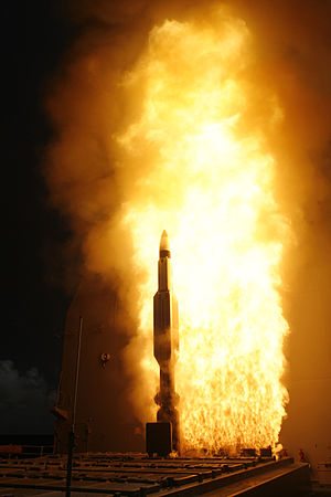 300px-USS_Lake_Erie_(CG_70)_missile_test.jpg