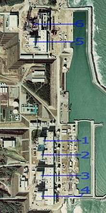 220px-Fukushima_I_NPP_1975_medium_crop_rotated_labeled.jpg