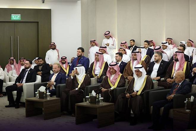 جانب من حضور اجتماع الطاولة المستديرة السعودي - السوري بالرياض (سانا)