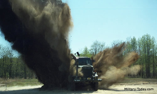 buffalo_mrap_l11.jpg