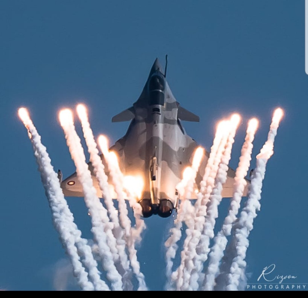 https://omnirole-rafale.com/wp-content/uploads/2021/01/Rafale-EQ-chaff-flares.jpeg
