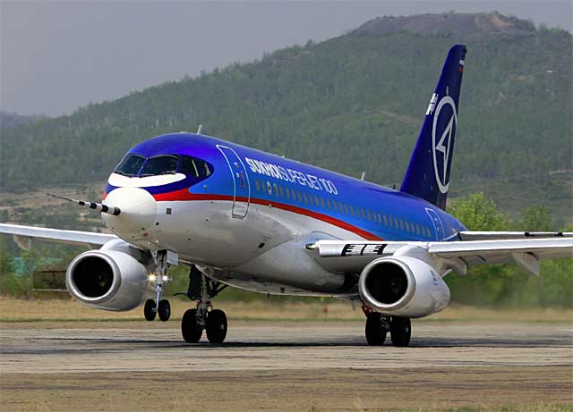 superjet1.jpg