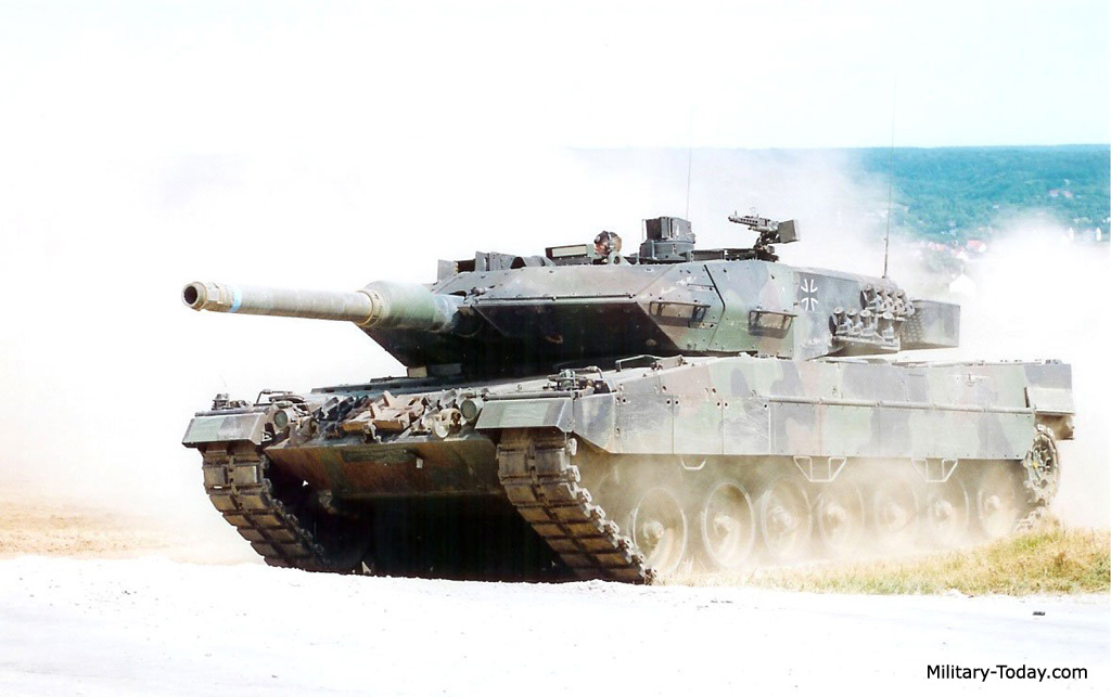 leopard_2a5_l2.jpg