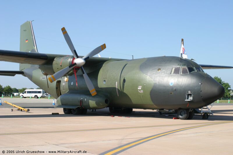 C-160D_RIAT2005_001_800.jpg