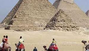 pyramid_370_2011114191134_s4.jpg