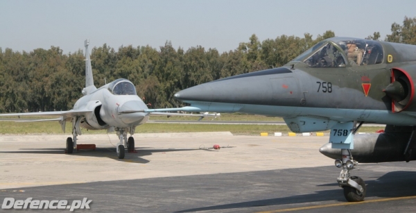 JF-17_at_kamra01.jpg