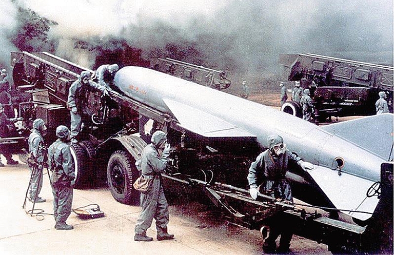 HY-2-Fuelling-Operation-1S.jpg