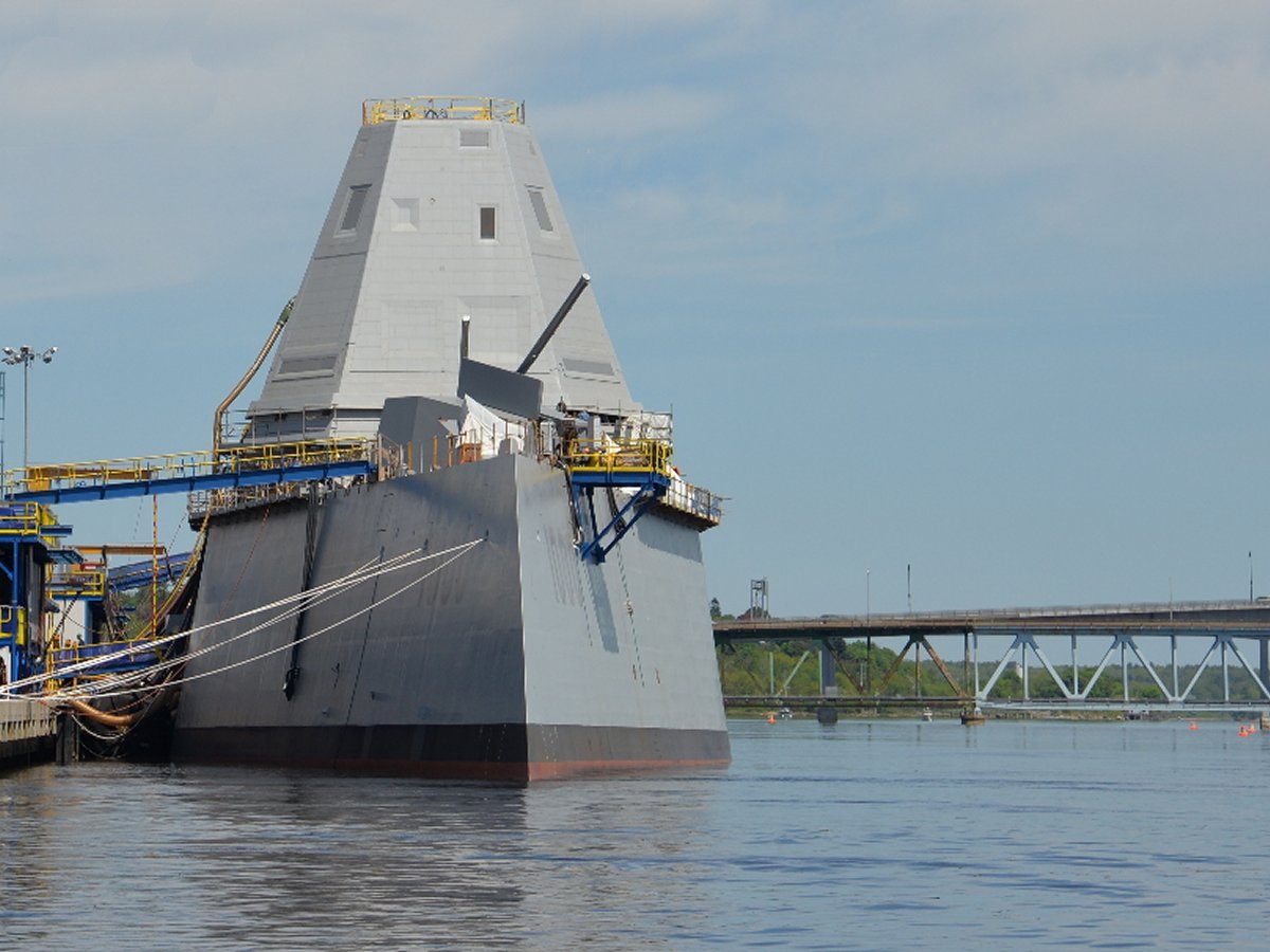 zumwalt-ddg1000-03.jpg