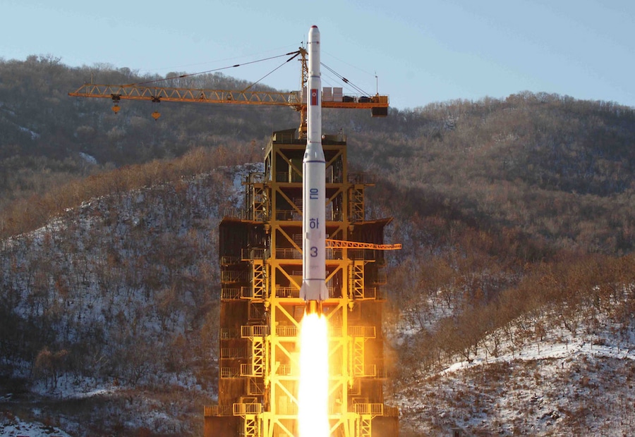 North-Korea-Taepodong-II-Unha-3.jpeg