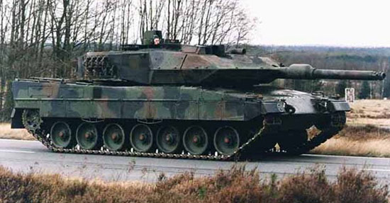 leopard2a5.jpg