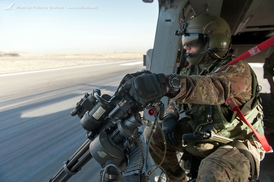 italian-nh90-afghanistan_30.jpg