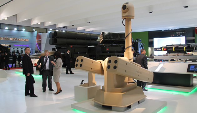 idef2013-2.jpg