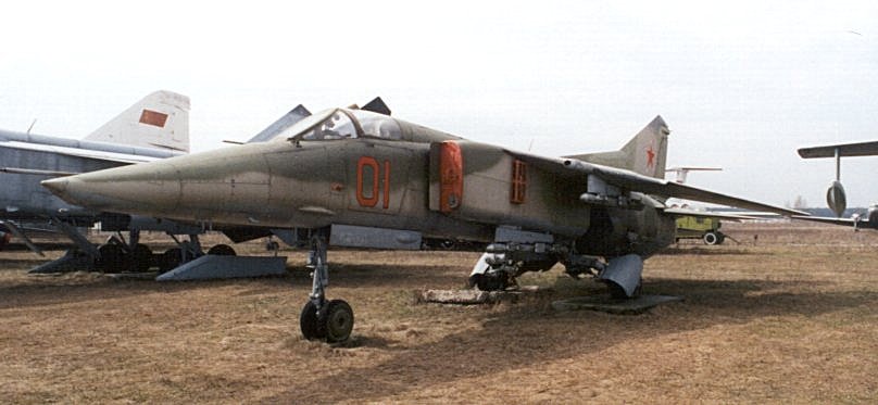 ru_monino_aircraft_mig27_01.jpg