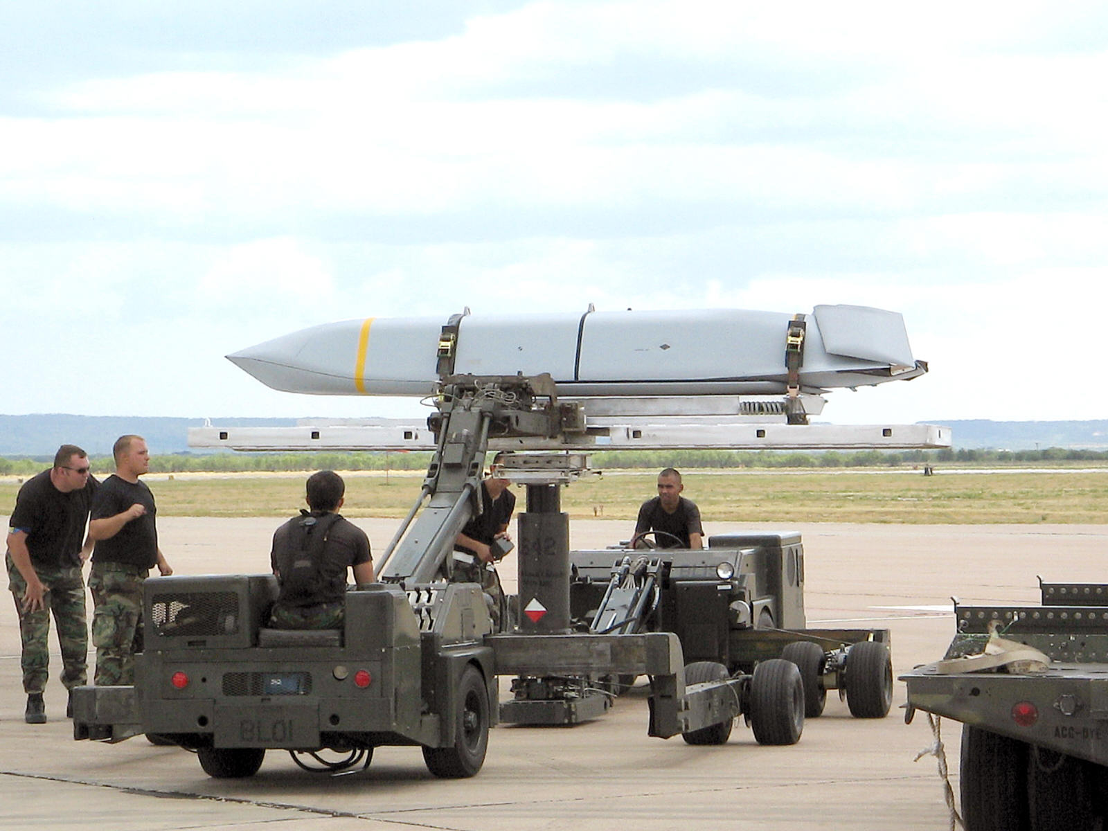 agm-158-jassm-2.jpg