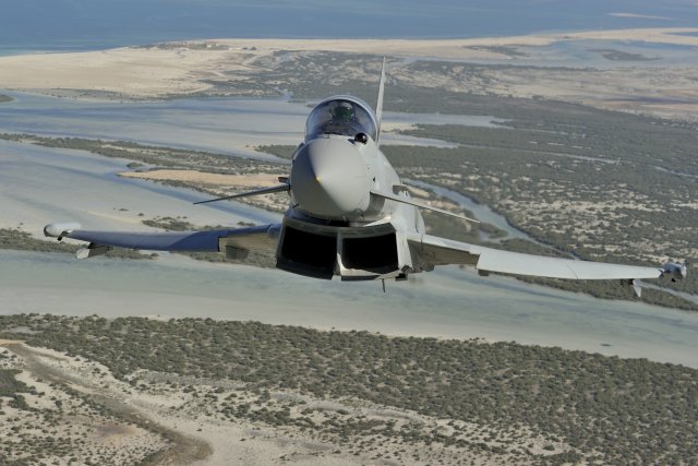Kuwait_and_Italy_reportedly_in_talks_for_the_purchase_of_up_to_28_Eurofighter_Typhoon_fighter_aircraft_640_001.jpg