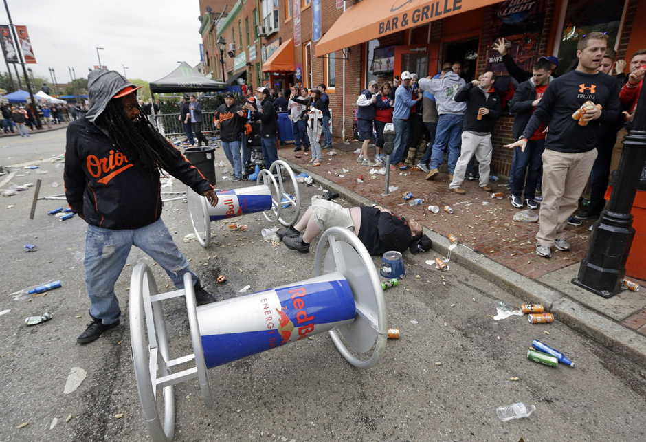 suspect_dies_baltimore-1.jpg