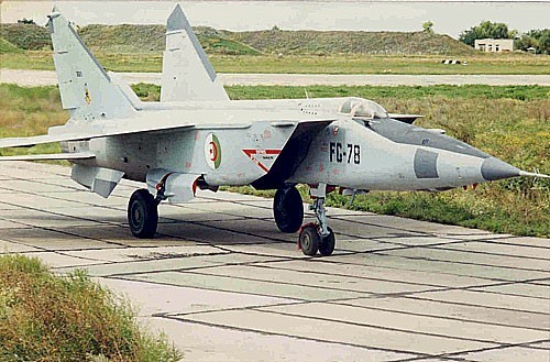 Algeria-mig25.jpg