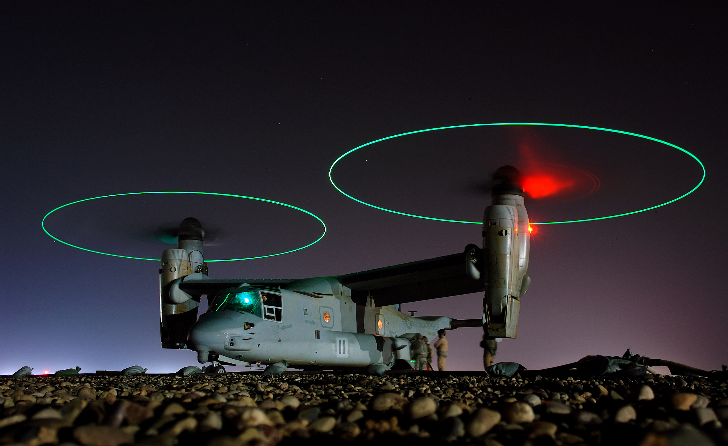 20080406165033!V-22_Osprey_refueling_edit1.jpg