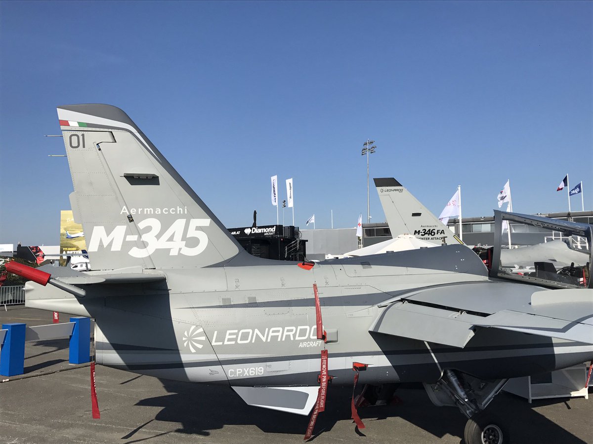 DCl4SegXsAAAD1-.jpg
