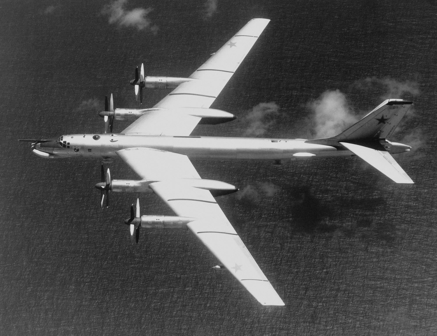 Tu-95_01.jpg