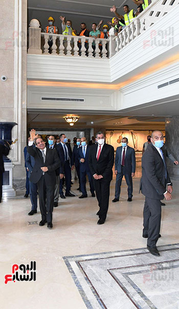 الرئيس السيسى يشهد إطلاق أكبر قافلة إنسانية  (3)