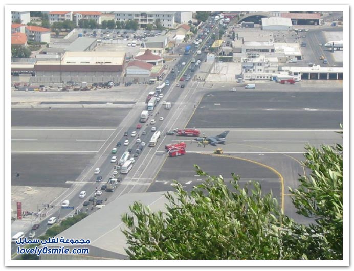 Gibraltar-Airport-09.jpg