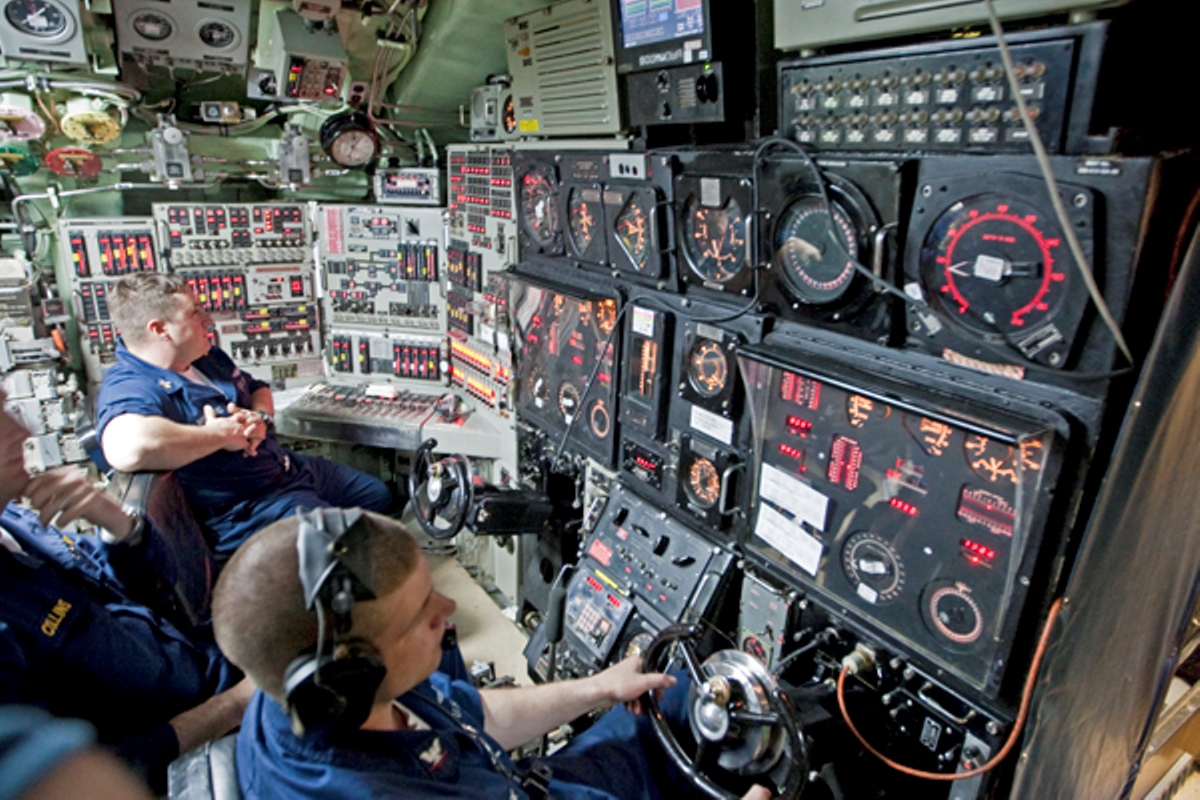 uss-toledo-helm.jpg