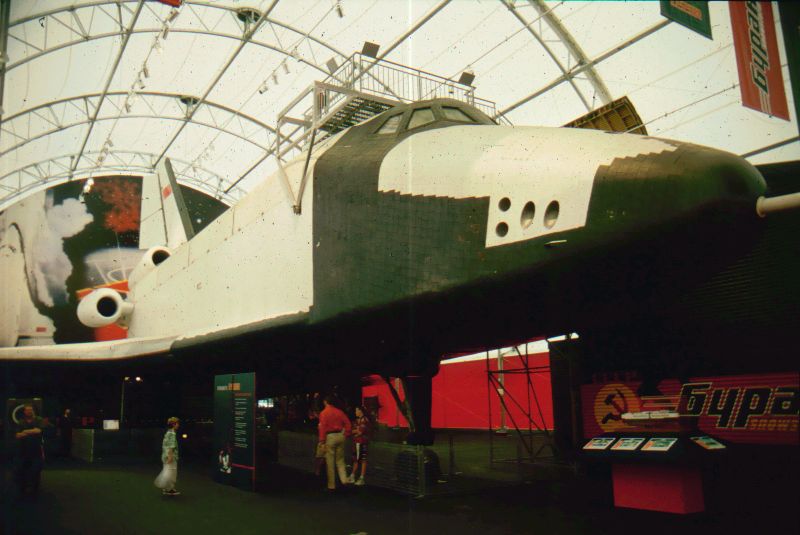 buran-ok-gli-sydney-2000-wikipedia.jpg