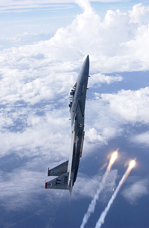 300px-F-15_vertical_deploy.jpg