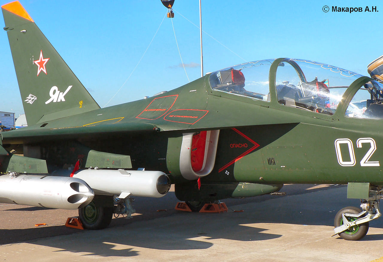 yak-130_11_of_34.jpg
