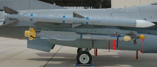 DSC_4294%20AIM-120%20IRIS-T%20right%20side%20m.jpg