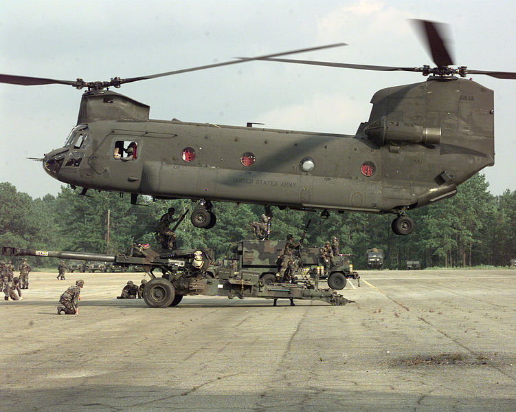 751px-CH-47_2.jpg