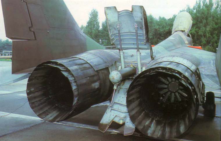 mig29_tail.jpg