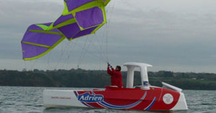 21373_15002766_Kite_Boat_L.jpg