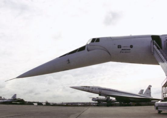 tu144_01.jpg