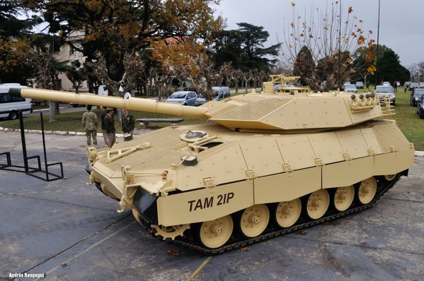Cju94IbXAAAwV-b.jpg