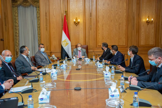 وزير الانتاج الحربى