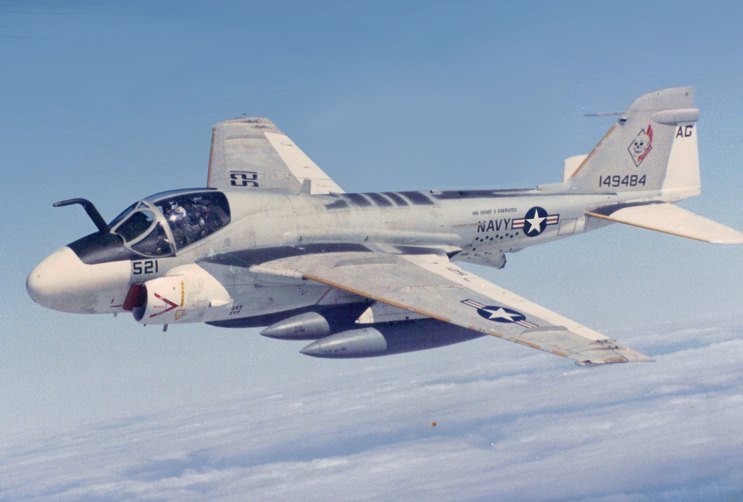 Grumman_KA-6D_Intruder_of_VA-34_in_flight%2C_in_1988.jpg