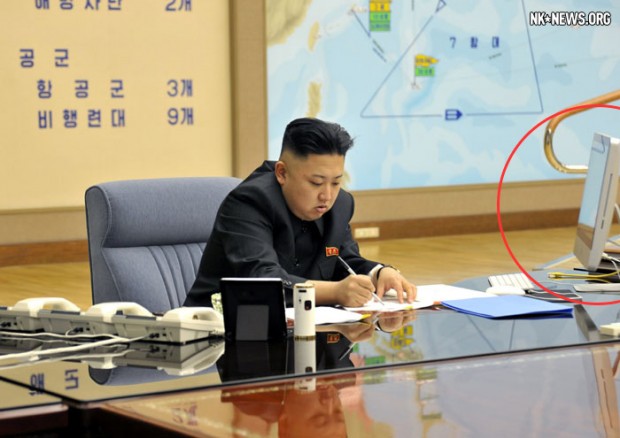 kim-jong-un-with-imac-at-desk-620x438.jpg