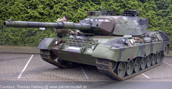 bw_kpz_leopard_1_a5-021_2.jpg