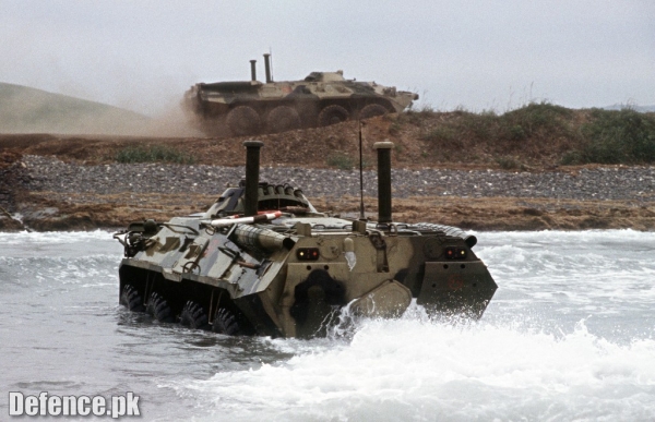 BTR-70_01_1_.jpg