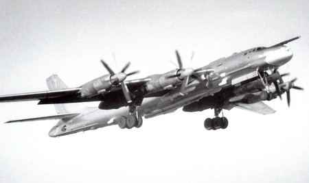 Tu-95K-22_024.jpg