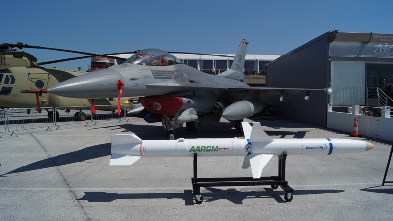 AGM-88E.jpg
