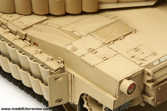 tamiya-M1A2-SEP-Abrams-TUSK-II-8.jpg